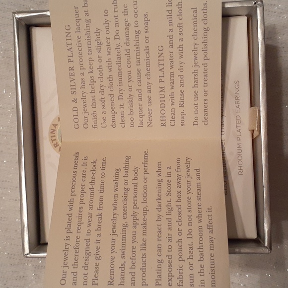 SPARTINA Sea La Vie Have Faith Cross Stud Earrings New in Box - Picture 5 of 6